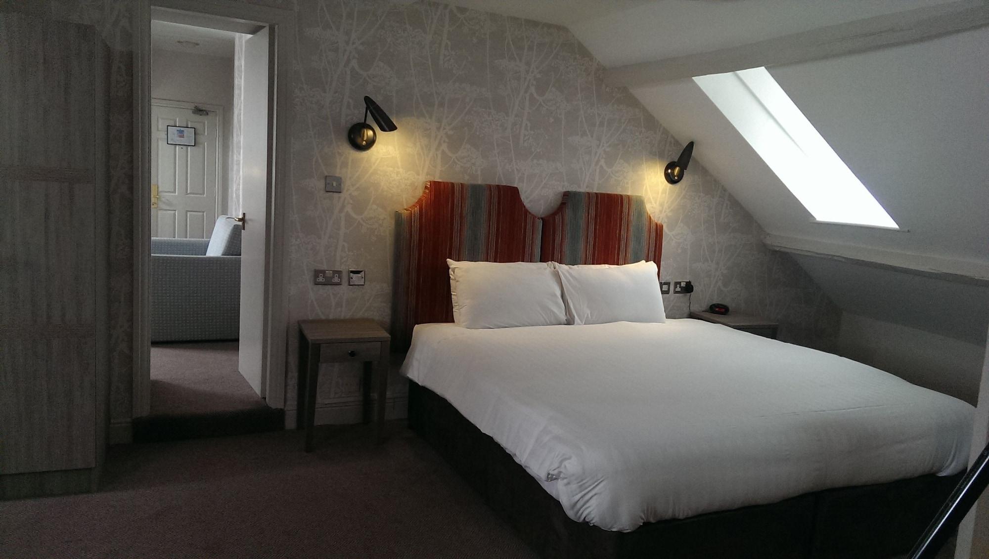 Doubletree By Hilton York Hotel Bagian luar foto