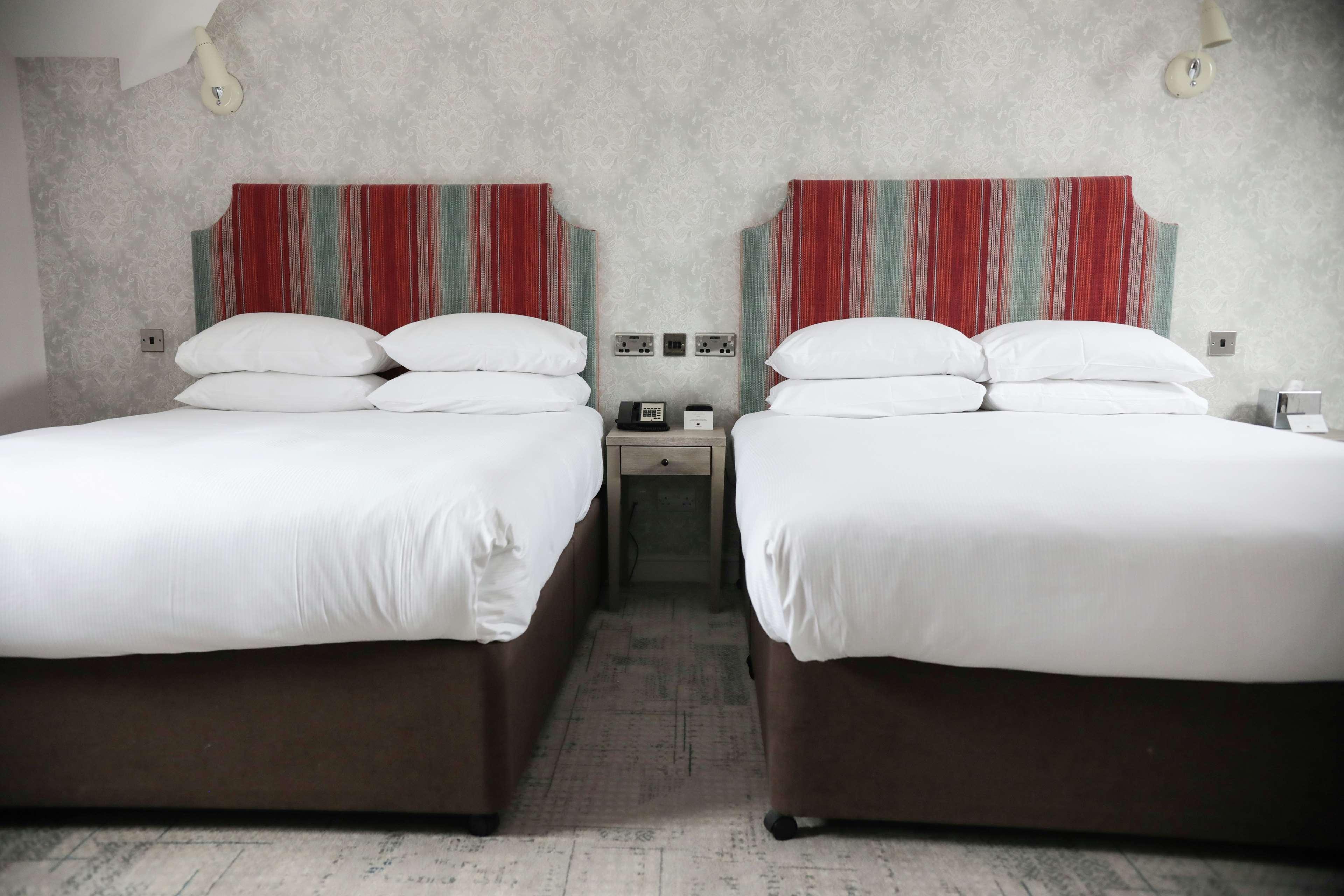 Doubletree By Hilton York Hotel Bagian luar foto