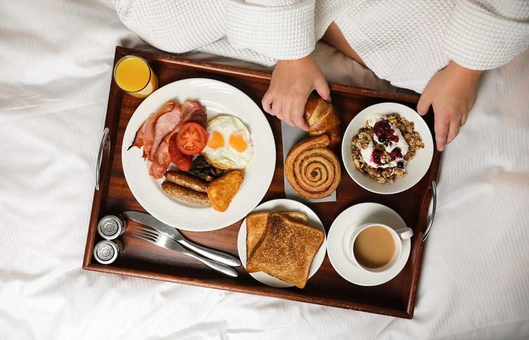 Doubletree By Hilton York Hotel Bagian luar foto
