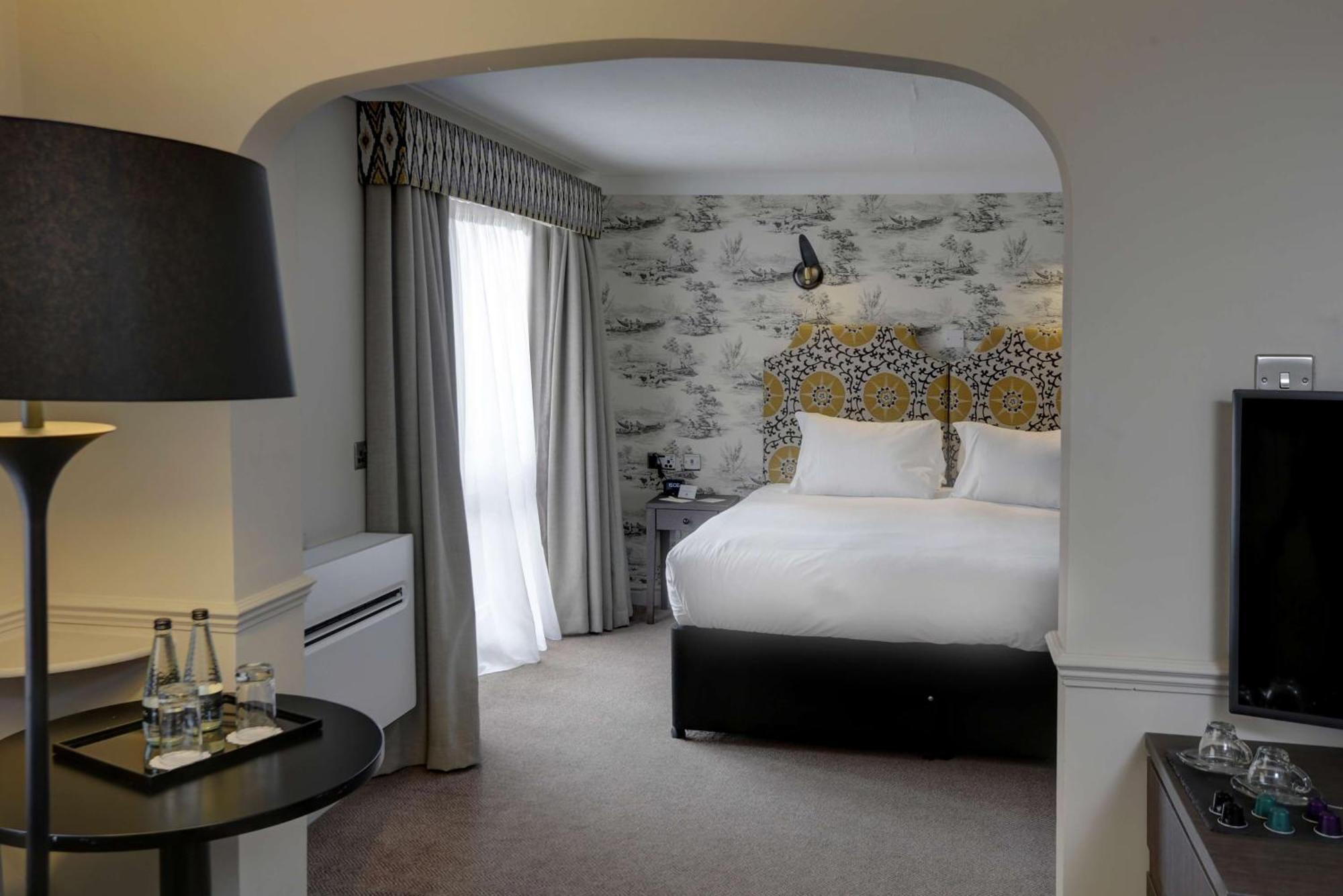 Doubletree By Hilton York Hotel Bagian luar foto