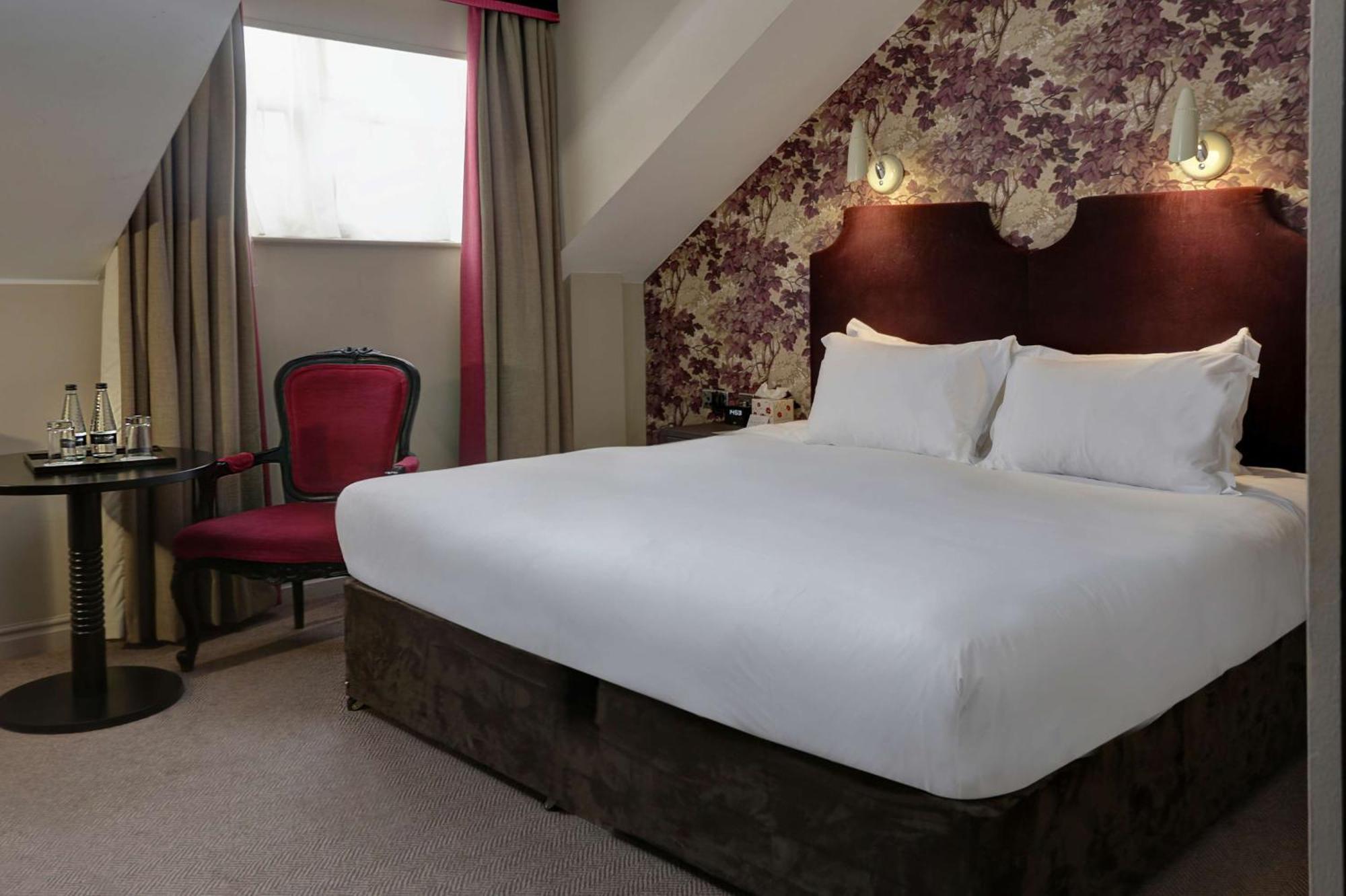 Doubletree By Hilton York Hotel Bagian luar foto