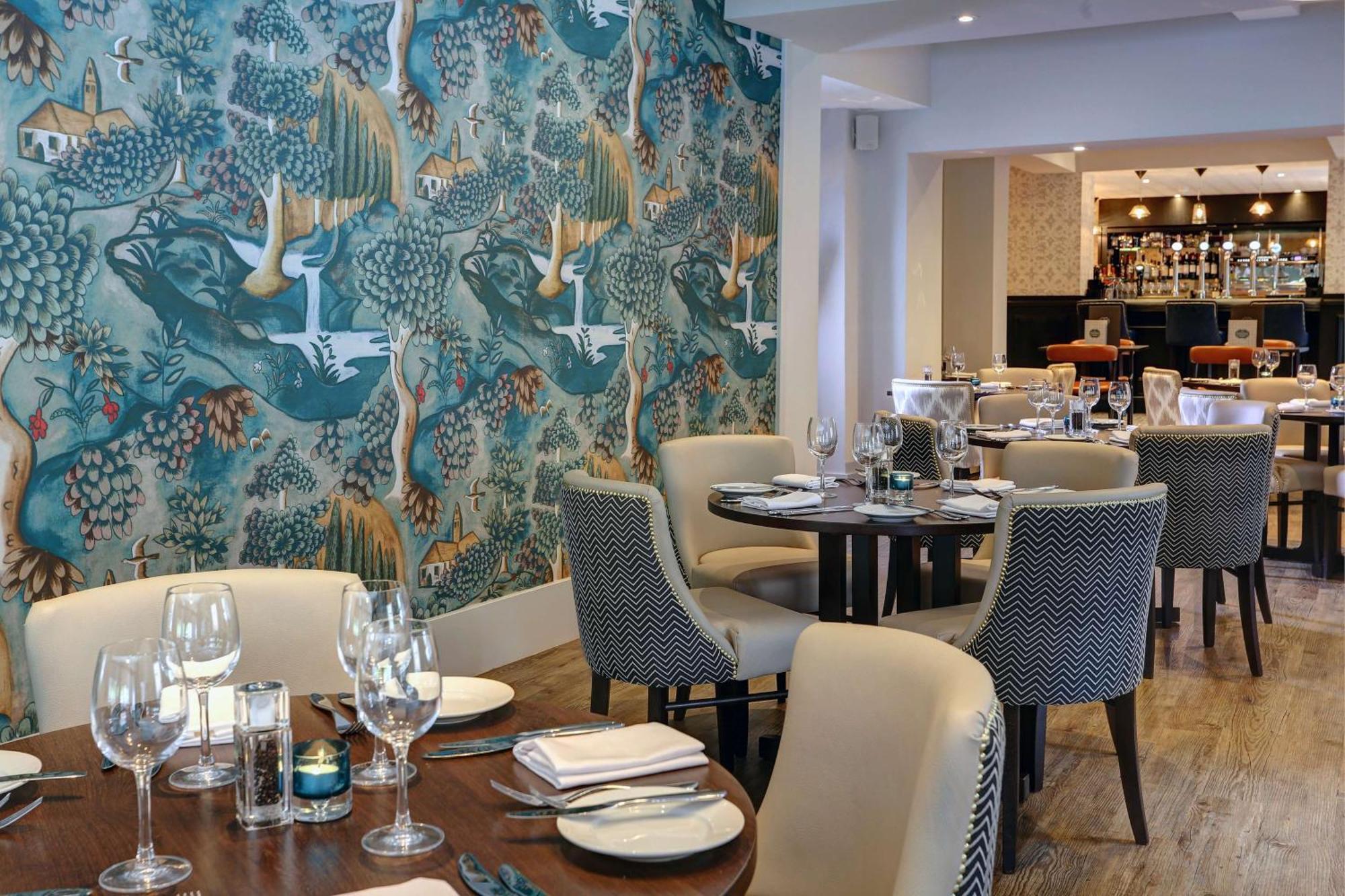 Doubletree By Hilton York Hotel Bagian luar foto