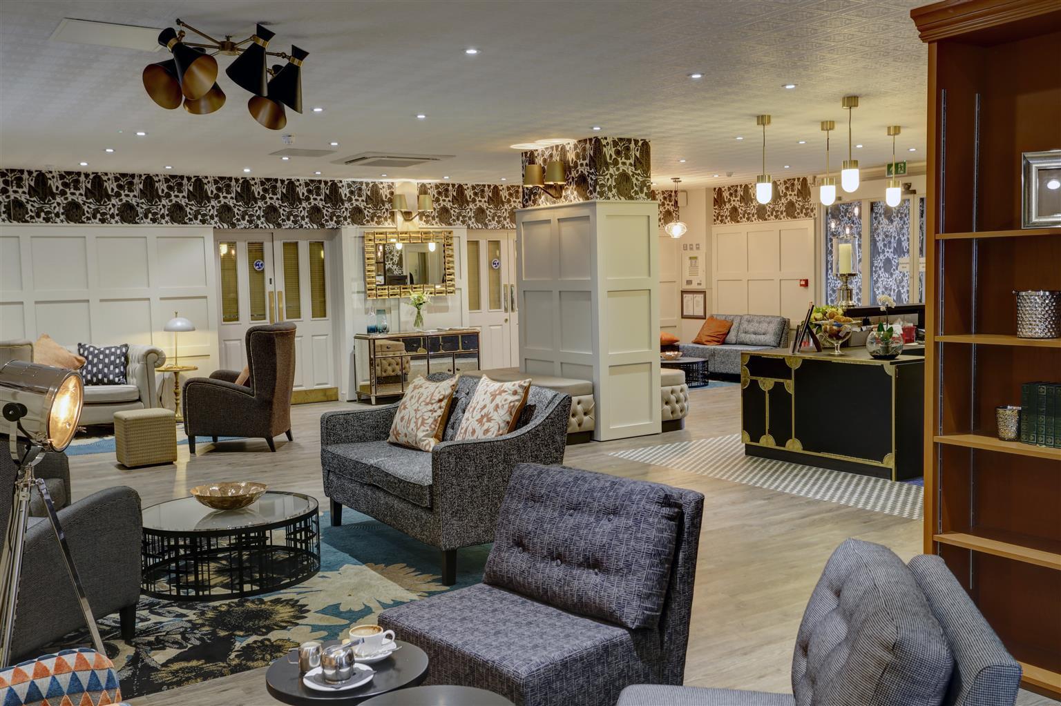 Doubletree By Hilton York Hotel Bagian luar foto
